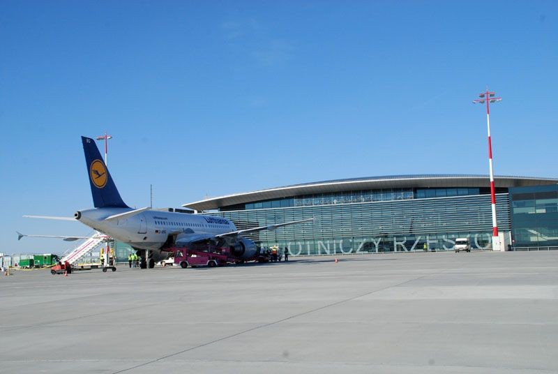 Port lotniczy w Jasionce. Źródło: www.rzeszowairport.pl
