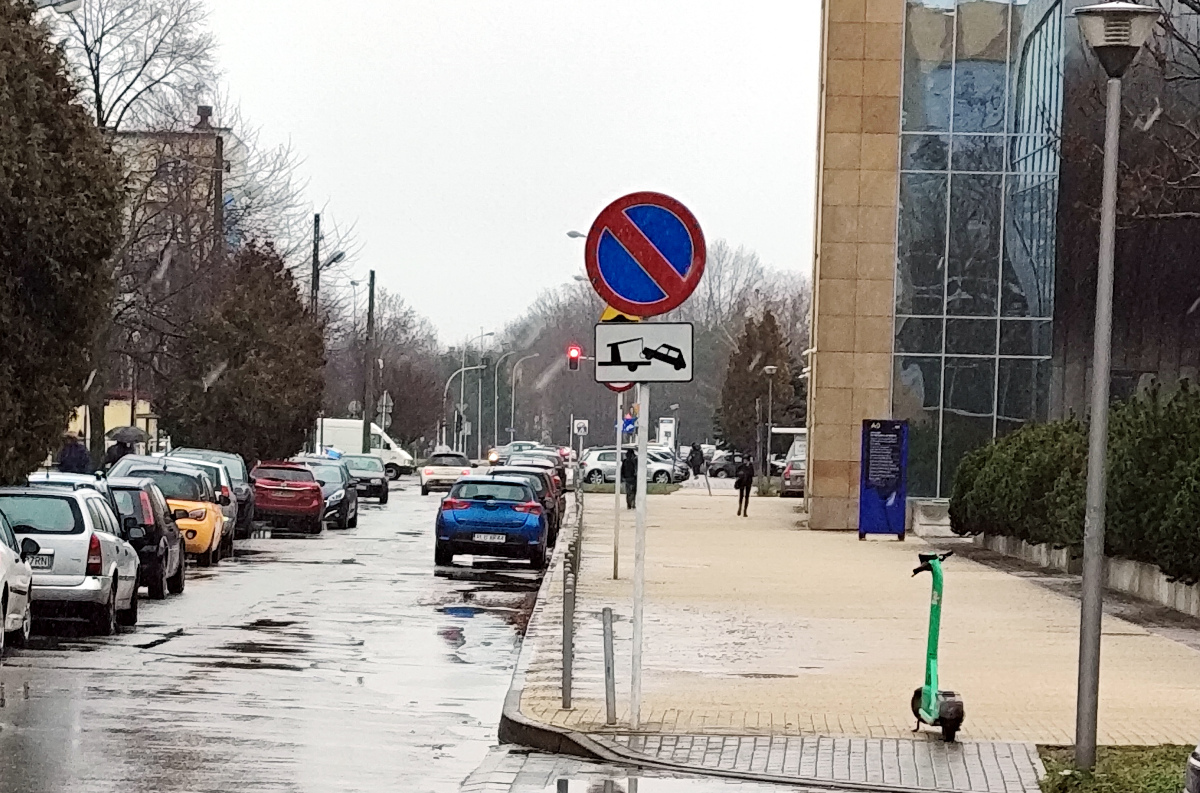 Uwaga, zakaz postoju się na ul. Pigonia już ustawiony