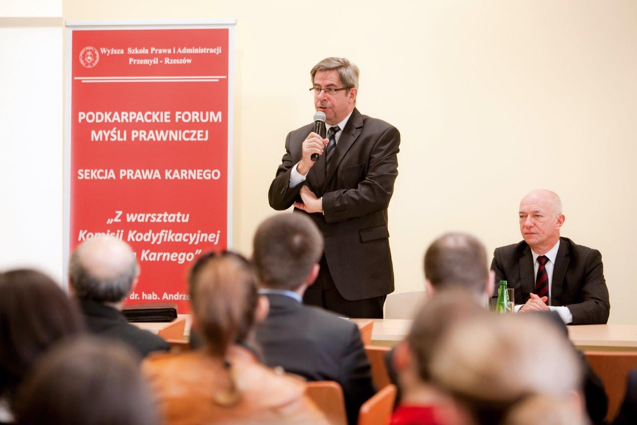 2010 W WSPiA powstaje Podkarpackie Forum Myśli Prawniczej. W jego działalność mocno angażują się wykładowcy WSPiA prof. Andrzej Zoll i prof. Zbigniew Ćwiąkalski